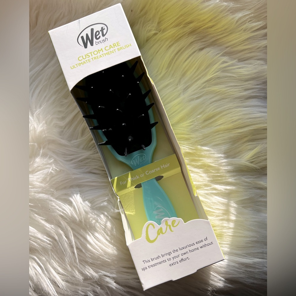 💛💛NEW WET BRUSH💛💛